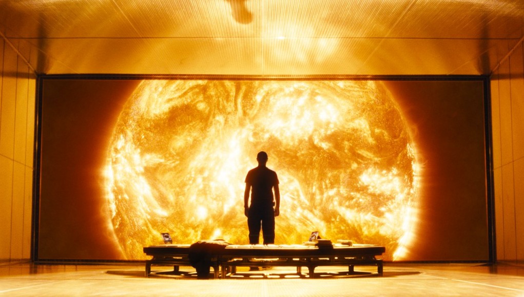 Sunshine, A Visual Masterpiece About Our Dying Sun From Danny Boyle | Third Monk image 3