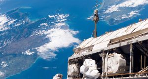Space Tour: Inside The International Space Station (Video) | Third Monk image 4