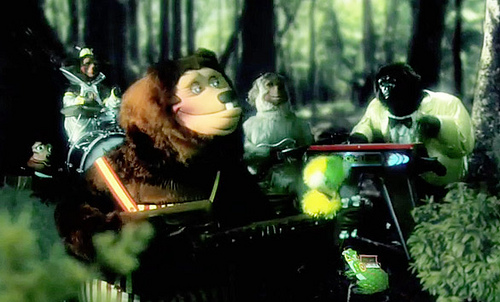 MGMT - Electric Feel The Rock-Afire Explosion (Video) | Third Monk 