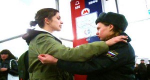 Russian Citizens Troll Police with Hugs and Kisses (Video) | Third Monk 